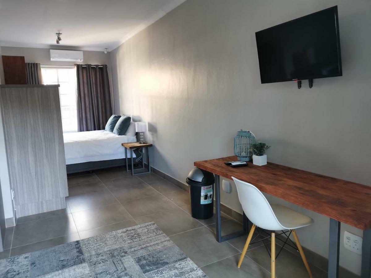 Rosedene Apartment Блоемфонтейн Екстериор снимка