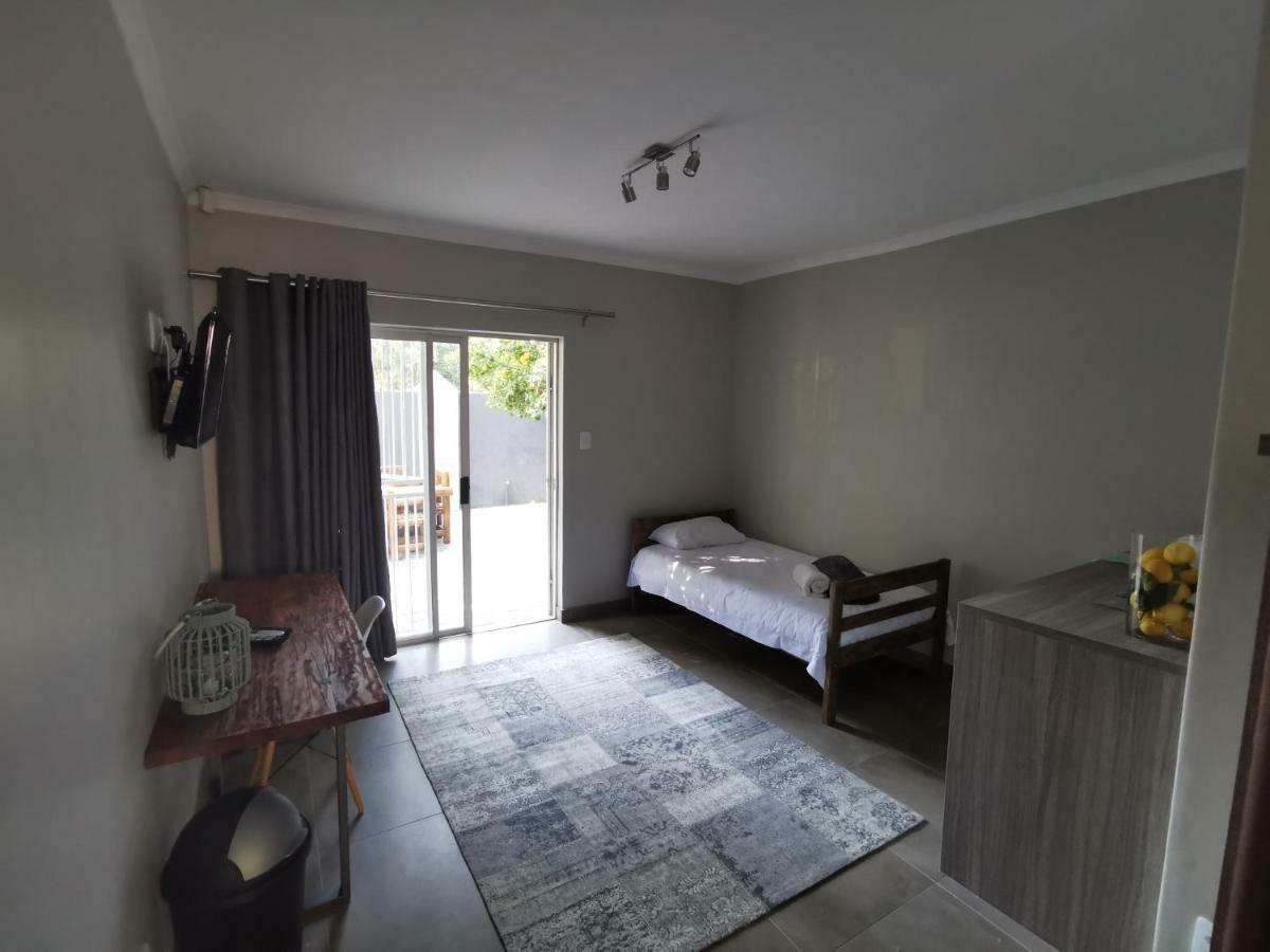 Rosedene Apartment Блоемфонтейн Екстериор снимка